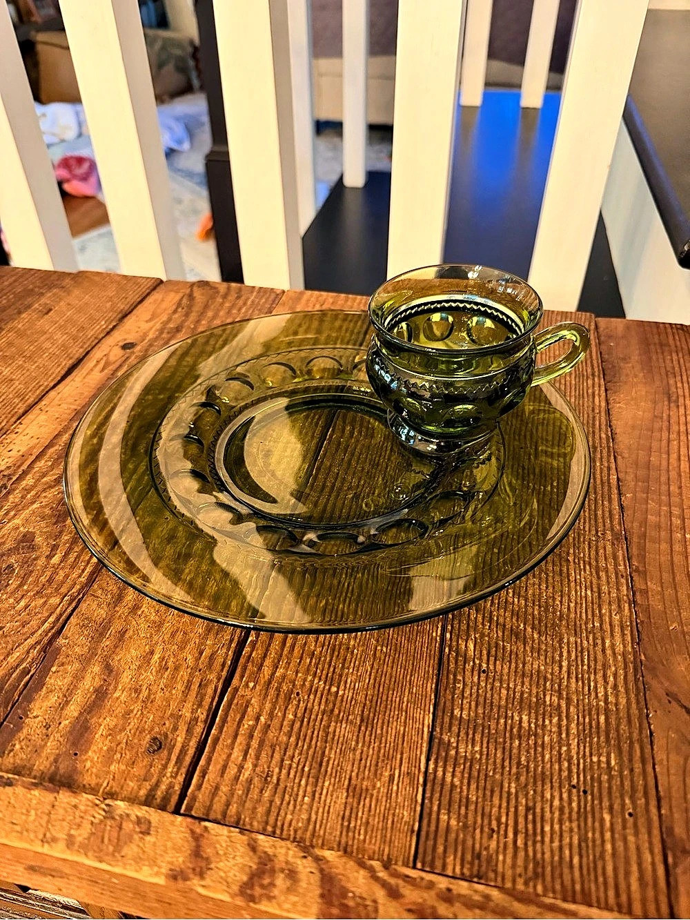 (6) vintage Indiana Glass Kings Crown Green Snack Plate and Cup sets